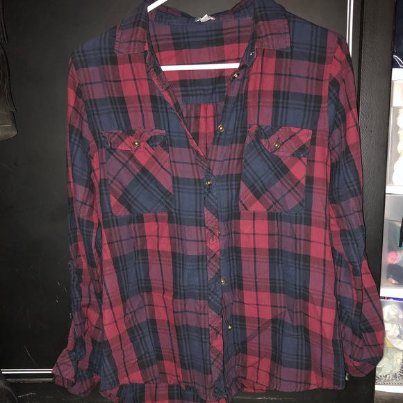 Charlotte Russe Tops - Charlotte Russe plaid/flannel shirt